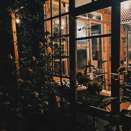 La Cabane D'Octobre *